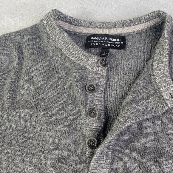 Banana Republic Mens Todd & Duncan 100% Scottish Cashmere Gray Sweater Sz Small - Picture 7 of 13